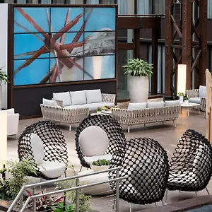 https://seattle-airport-marriott.seattlehotelsites.com